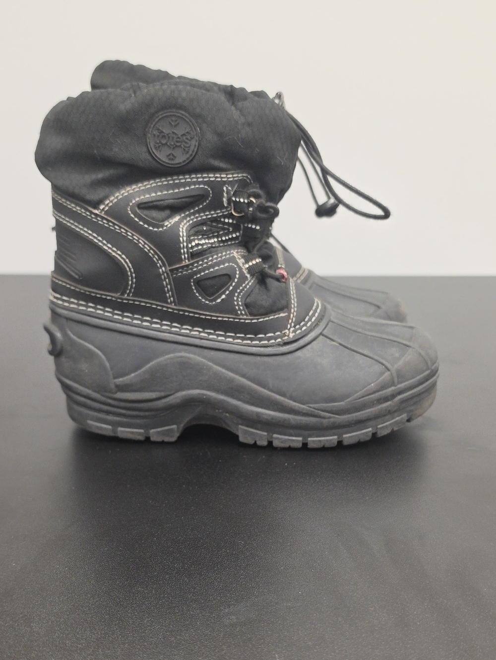 totes Kids Black Waterproof Snow Boots with Drawstring